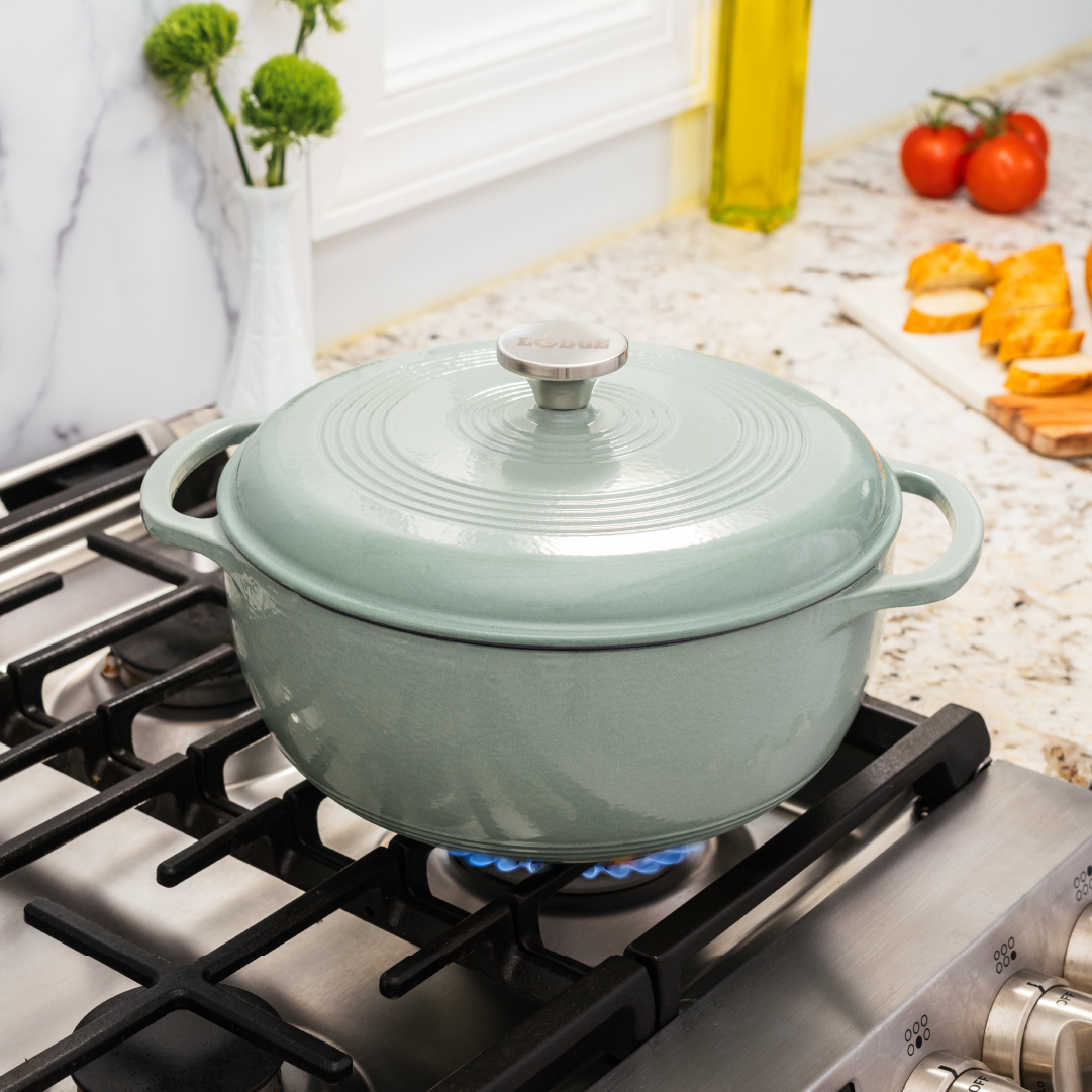 6 Quart Essential Enamel Dutch Oven - Image 12