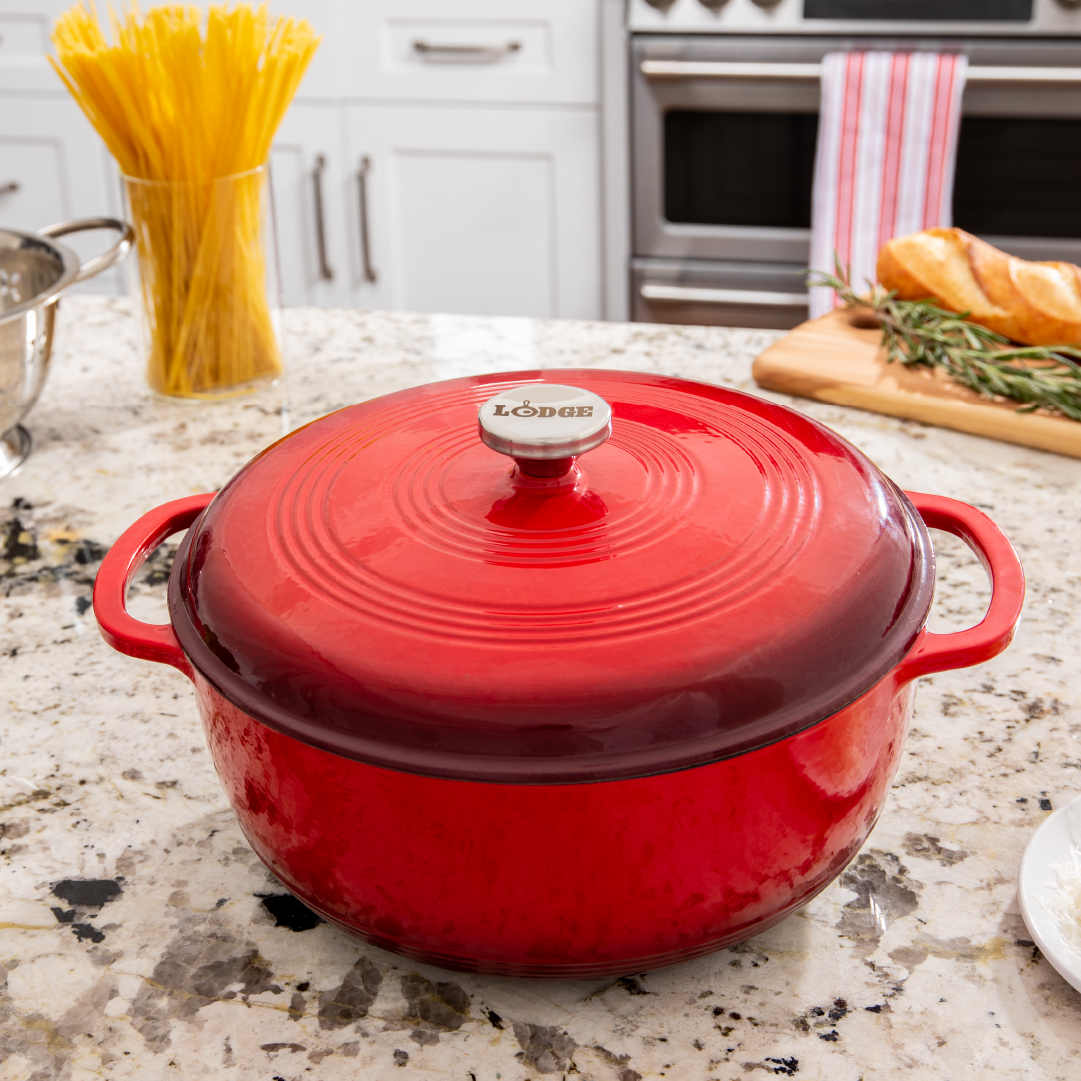 7.5 Quart Essential Enamel Dutch Oven - Image 3